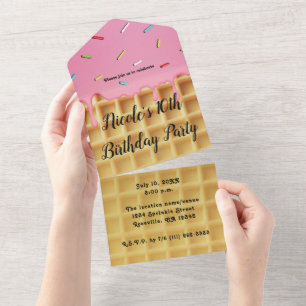 Erdbeereis-Waffelkonen-Geburtstagsfeier All In One Einladung