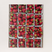 Erdbeeren auf dem Bauernmarkt im Container Puzzle (Vertikal)