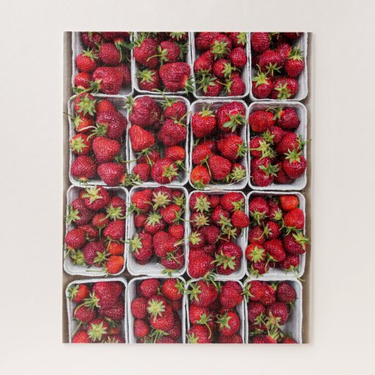 Erdbeeren auf dem Bauernmarkt im Container Puzzle (Vertikal)