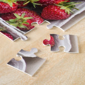 Erdbeeren auf dem Bauernmarkt im Container Puzzle (Seite)