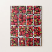 Erdbeeren auf dem Bauernmarkt im Container Puzzle (Vertikal)