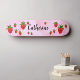 Erdbeeren auf Pink Personal Skateboard