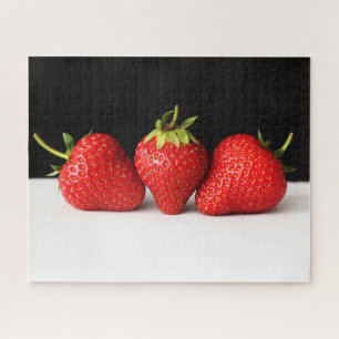 Erdbeeren auf schwarz-weiß 16x20 520pc jpcnm puzzle