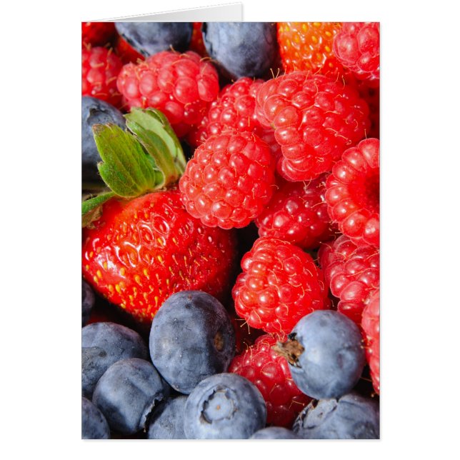Erdbeeren Blaubeeren und Himbeeren (Vorne)