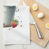 Erdbeeren in einem Eimer Geschirrtuch (Viertel Falte)