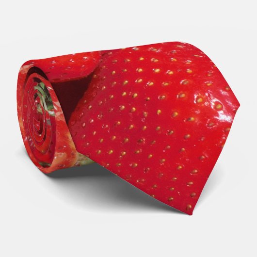 Erdbeeren Krawatte (Gerollt)