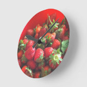 Erdbeeren Runde Wanduhr (Winkel)