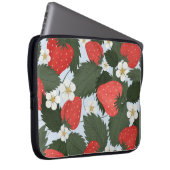 Erdbeeren: Sommerfrucht Musterdesign. Laptopschutzhülle (Vorne Rechts)