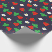 Erdbeeren und Blume für Navy Blue Geschenkpapier (Ecke)