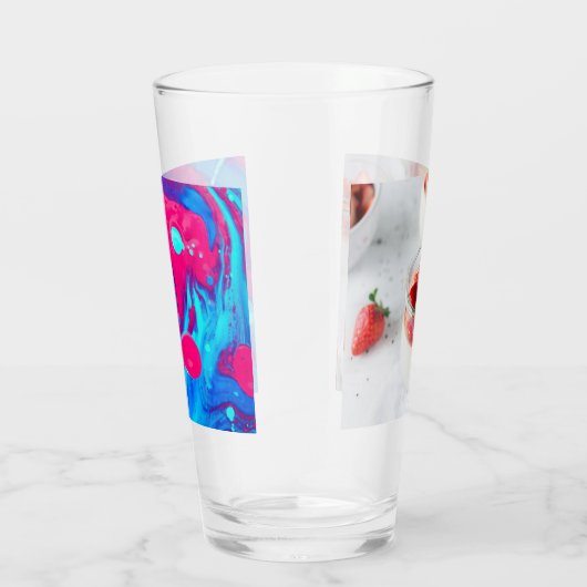 Erdbeeren und Rahm Glas (Rechts)