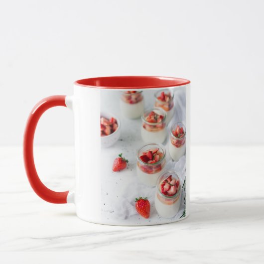 Erdbeeren und Rahm Tasse (Links)