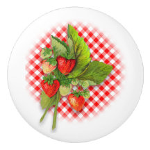 Erdbeeren und Red Gingham