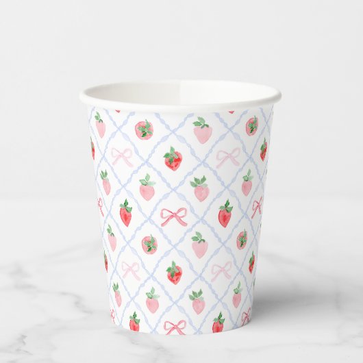 Erdbeeren und Rippenbeeren Pappbecher (Links)