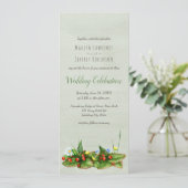 Erdbeeren und Wildblumen Hochzeit Einladung (Stehend Vorderseite)