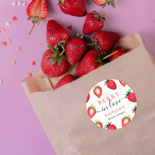 Erdbeeren Verliebte Braut Hochzeitsshower Runder Aufkleber