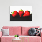Erdbeeren Weiß über Schwarz 24x16 (60x40cm)waca Leinwanddruck (Insitu (Wohnzimmer))