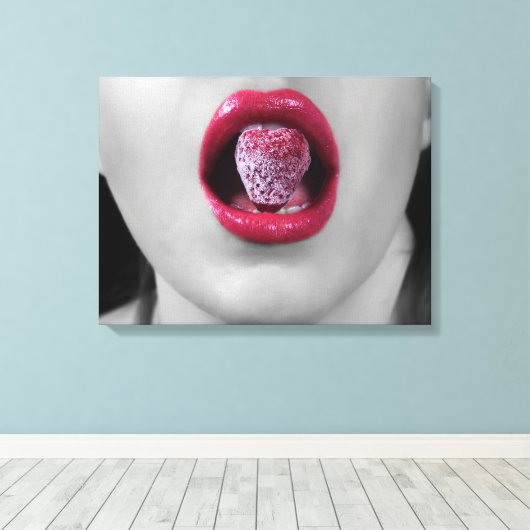 Erdbeerlips Leinwanddruck (Insitu (Holzboden))