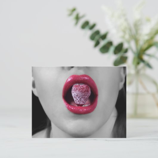 Erdbeerlips Postkarte (Stehend Vorderseite)