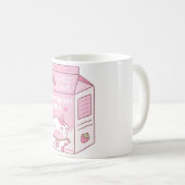 Erdbeermilchkarton mit Niedlichem Kuhmaskott Kaffeetasse (VorderseiteRechts)