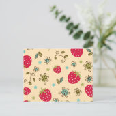 Erdbeermuster Postkarte (Stehend Vorderseite)