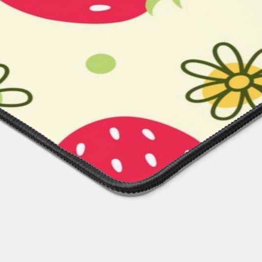 Erdbeermuster Schreibtischunterlage (Ecke)