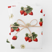 Erdbeerpapier mit Blüten auf weiß Geschenkpapier Set (Beispiel)