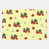 Erdbeerpapier mit gelben Blüten Geschenkpapier Set (Vorderseite)
