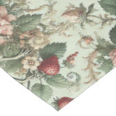 Erdbeersünden – Gothic Large Pattern Tischdecke (Schrägansicht)