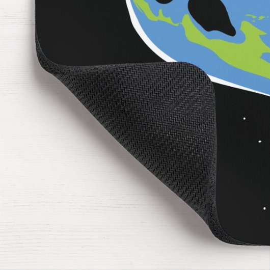 Erde gegen schwarzes Loch Mousepad (Ecke)