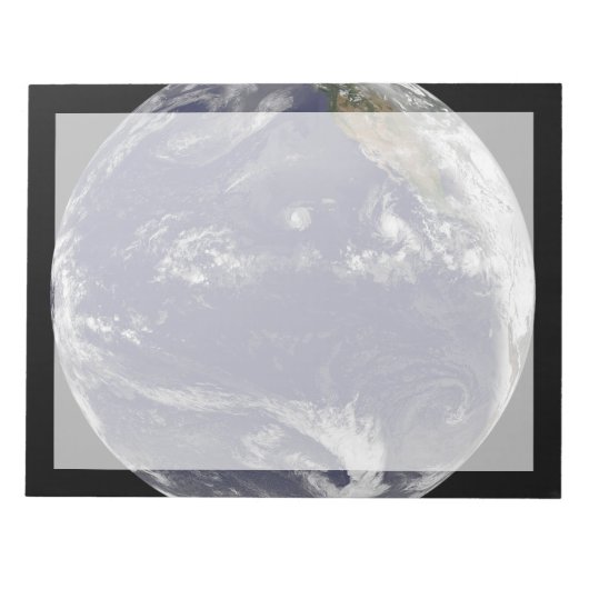 Erde mit drei tropischen Zyklonen im Pazifik. Notizblock (Vorderseite)