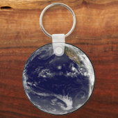 Erde mit drei tropischen Zyklonen im Pazifik. Schlüsselanhänger (Vorderseite)