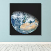 Erde mit Nordafrika und Südwesteuropa Leinwanddruck (Insitu (Holzboden))