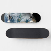 Erde mit Nordafrika und Südwesteuropa Skateboard (Horizontal)