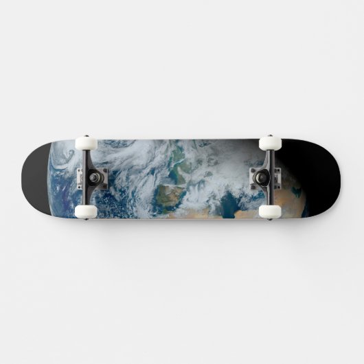 Erde mit Nordafrika und Südwesteuropa Skateboard (Horizontal)