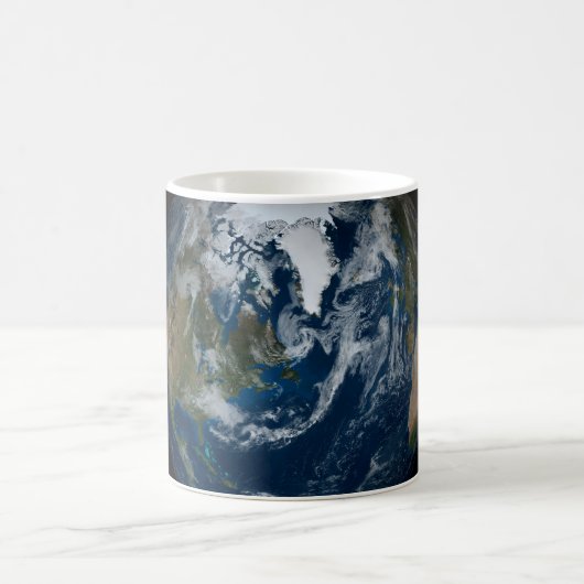 Erde mit Wolken und Meereis 2 Kaffeetasse (Mittel)