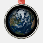 Erde mit Wolken und Meereis 2 Ornament Aus Metall (Vorne)