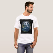 Erde mit Wolken und Meereis 2 T-Shirt (Vorne ganz)
