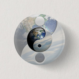 Erde und Himmel Yin Yang Button
