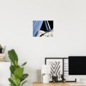 Erde und Mond aus dem Weltraum Shuttle Discovery Poster (Heimbüro)