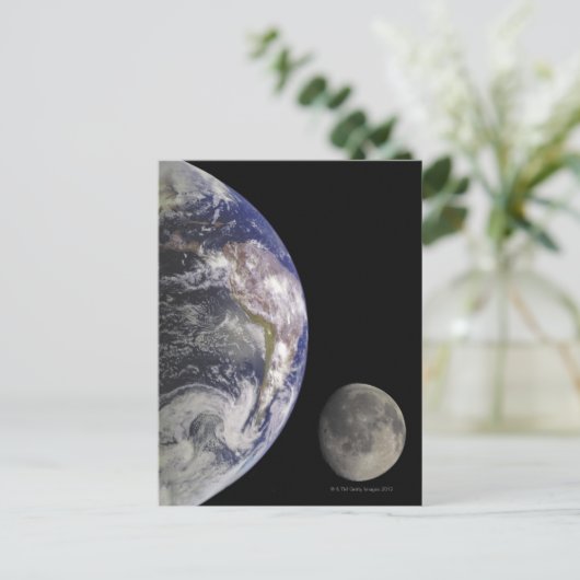 Erde und Mond Postkarte (Stehend Vorderseite)