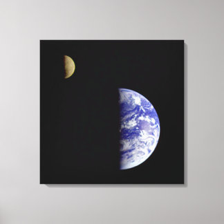 Erde und Mond, wie sie aus dem Weltraum gesehen we Leinwanddruck