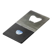 Erde vom Mond im Schwarzen Raum: Erde Geldbeutel Flaschenöffner (Vorderseite Schrägansicht)