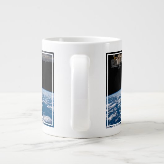 Erdgrenze oder Horizont Jumbo-Tasse (Rückseite)