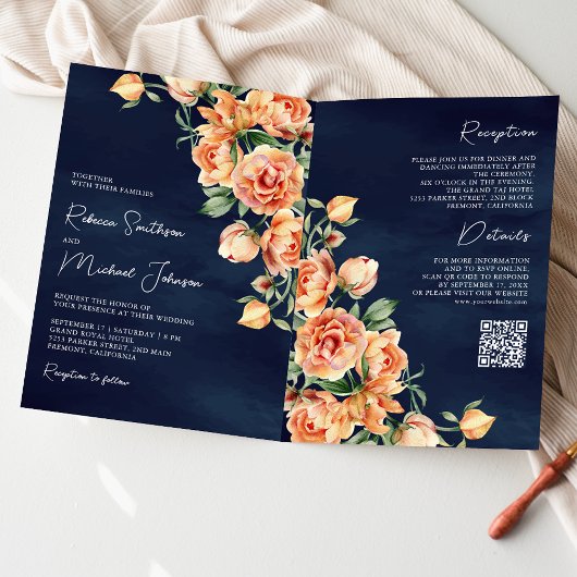 Erdige Pfirsich Blumen Navyblau QR-Code Hochzeit Einladung