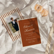 Erdige Terrakotta-Hochzeitseinladung im Chic-Stil