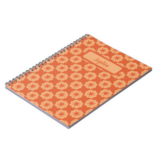 Erdiges orange handgezeichnetes Blumenmuster Notizblock
