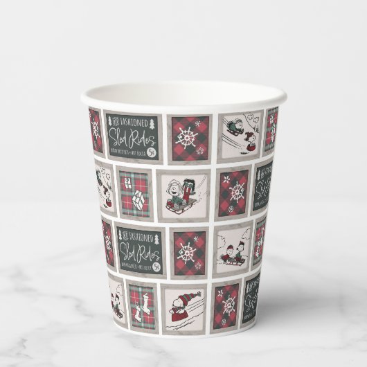 Erdnüsse | Alt modisches Schlittelwegmuster Pappbecher (Rückseite)