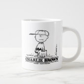 Erdnüsse | Charlie Brown Playing Ball Jumbo-Tasse (Rechts)