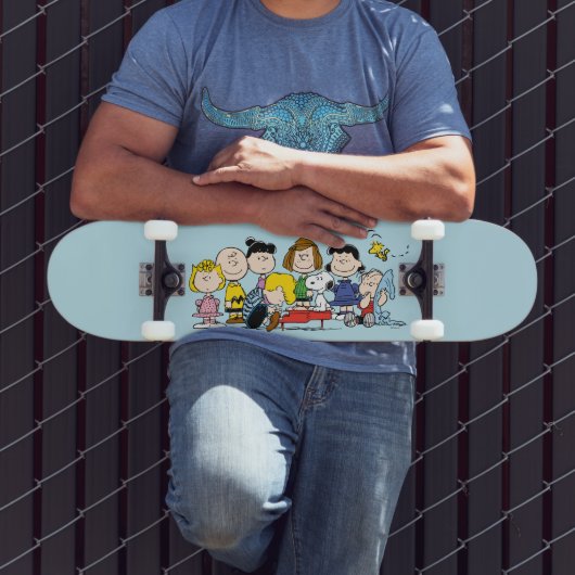Erdnüsse | Charlie Brown und Gang Skateboard (Außenbereich 3)