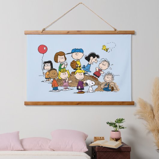 Erdnüsse | Die Gang am Pitcher-Berg Wandteppich Mit Holzrahmen (Schlafzimmer)